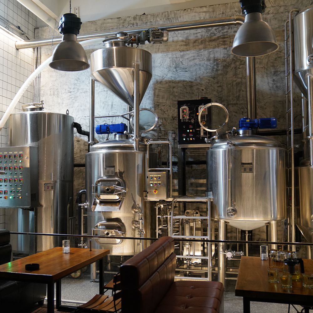 两罐三器1000L 精酿酒吧