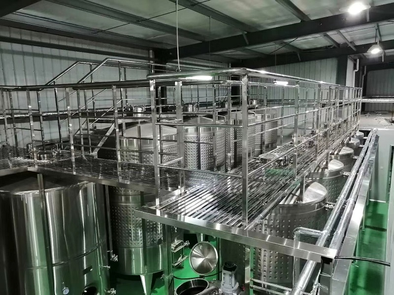 山东天泰啤酒设备-操作平台