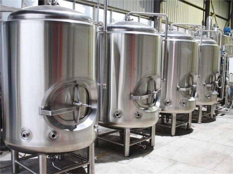 山东天泰啤酒设备-室内清酒罐