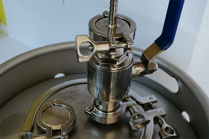 酵母添加罐-山东天泰啤酒设备